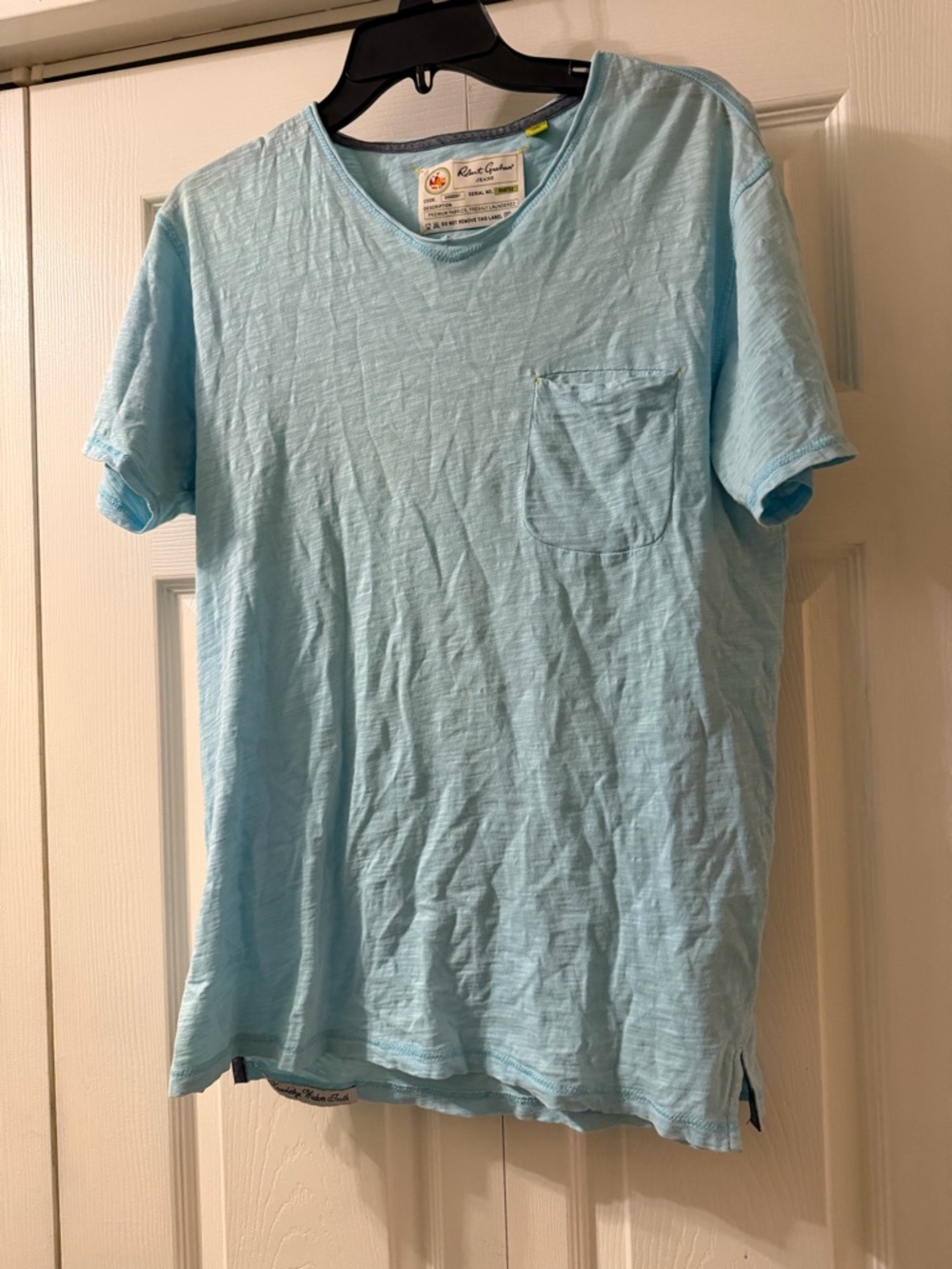 Robert Graham “Freshly Laundered” Light Blue Short-Sleeve Pocket Tee Size M